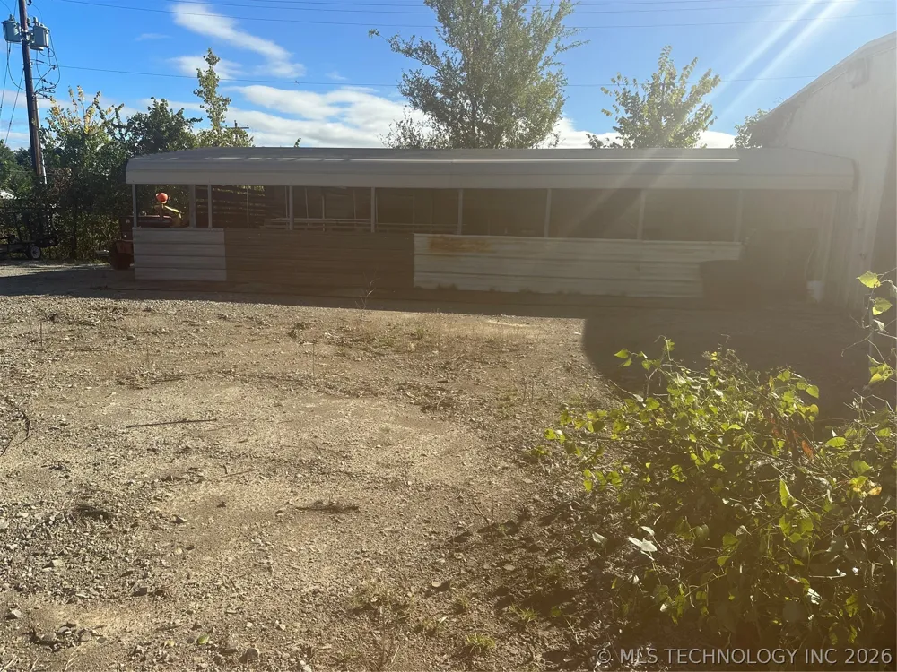 1692 J M Bailey Eufaula, OK 74432