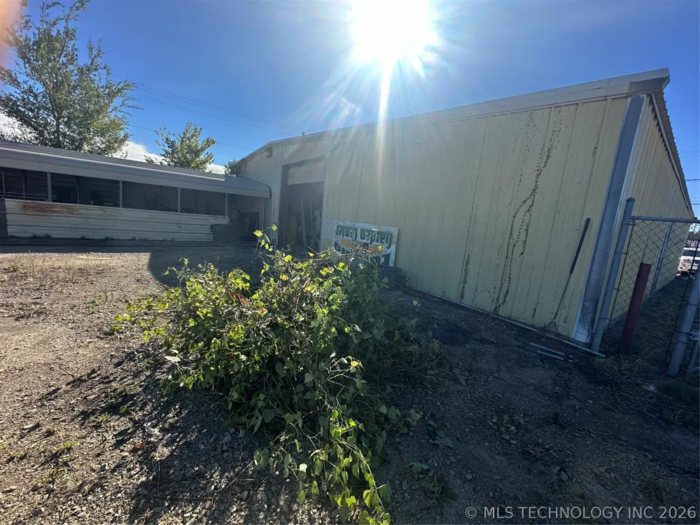 1692 J M Bailey Eufaula, OK 74432