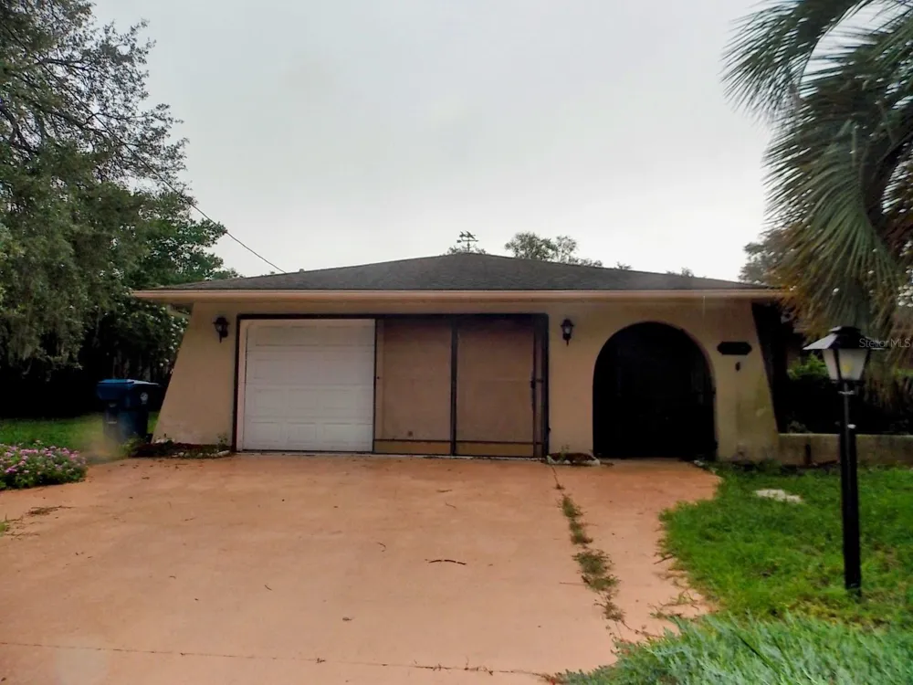 2118 LAREDO AVENUE Spring Hill, FL 34608