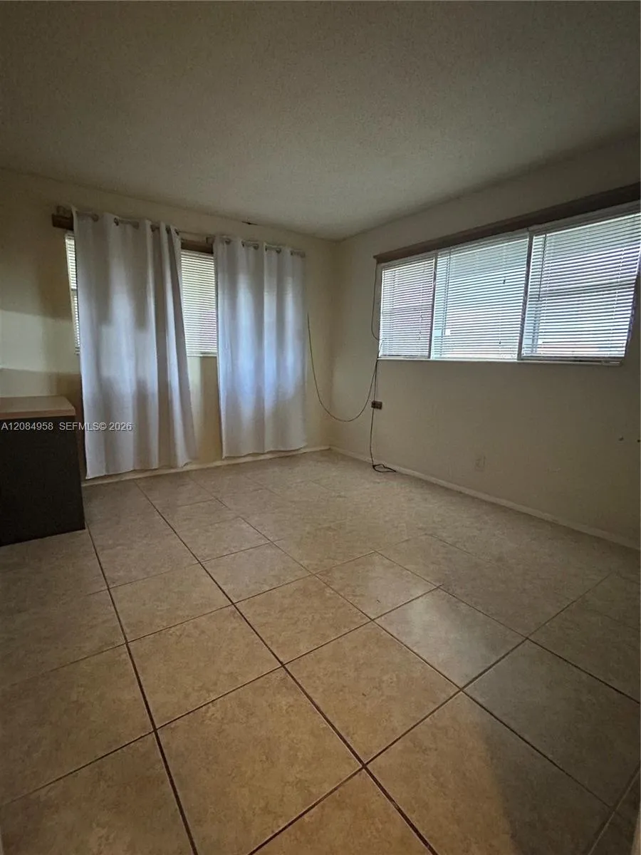 250 Layne Blvd #310 Hallandale Beach, FL 33009