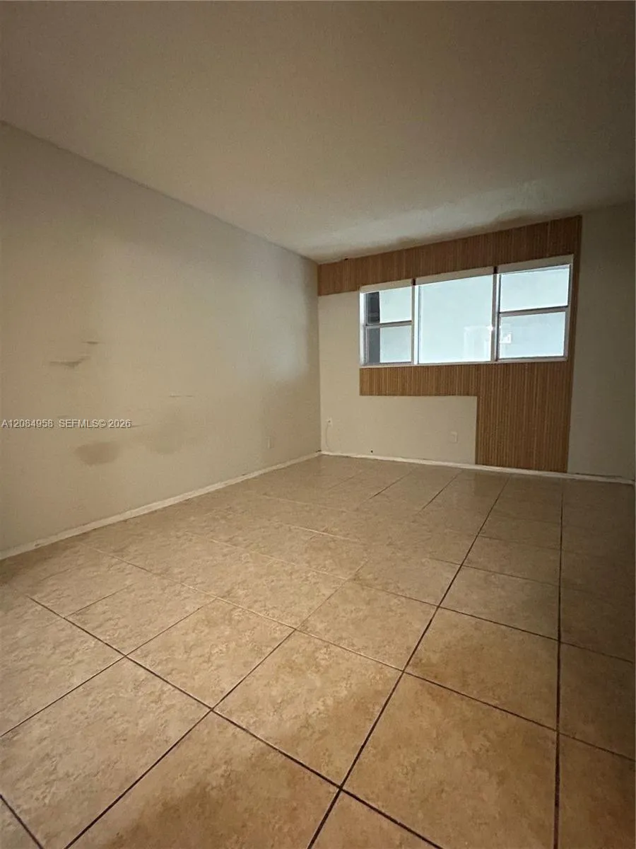 250 Layne Blvd #310 Hallandale Beach, FL 33009