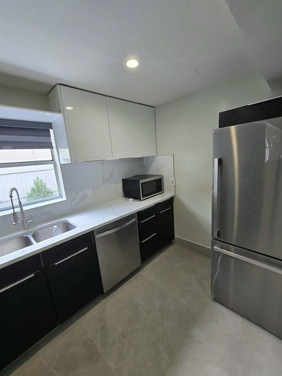 7924 SW 8TH STREET North Lauderdale, FL 33068