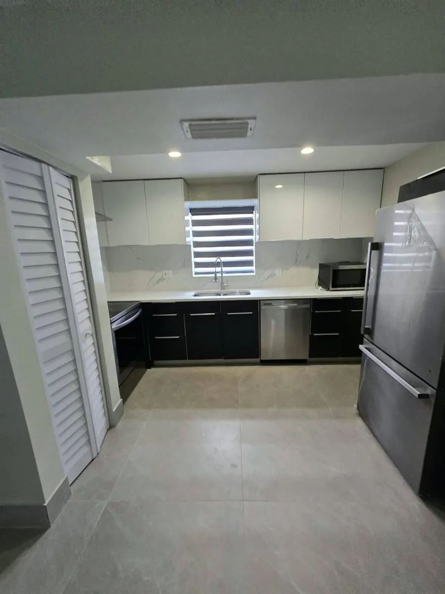 7924 SW 8TH STREET North Lauderdale, FL 33068