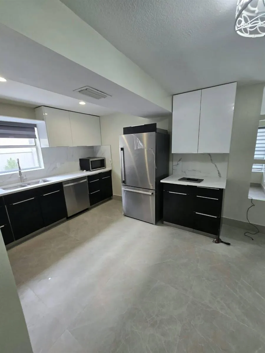 7924 SW 8TH STREET North Lauderdale, FL 33068