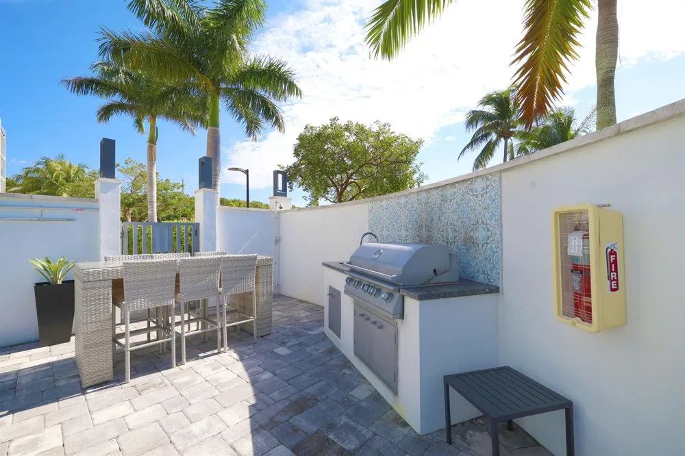 601 Ocean Boulevard #203 Boca Raton, FL 33432