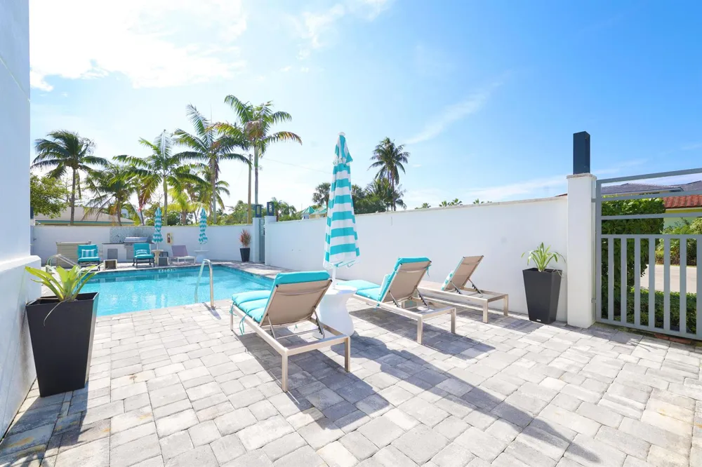 601 Ocean Boulevard #203 Boca Raton, FL 33432