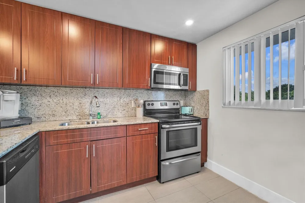 601 Ocean Boulevard #203 Boca Raton, FL 33432