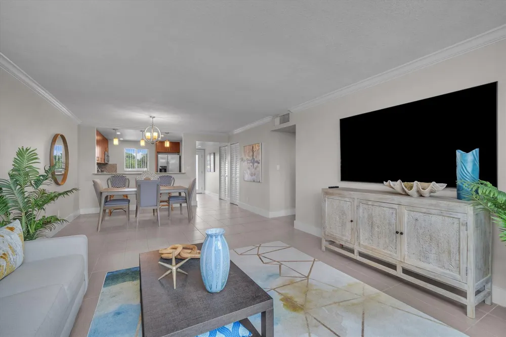 601 Ocean Boulevard #203 Boca Raton, FL 33432