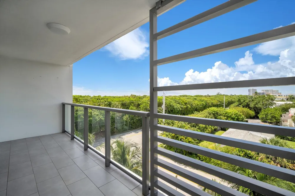 601 Ocean Boulevard #203 Boca Raton, FL 33432