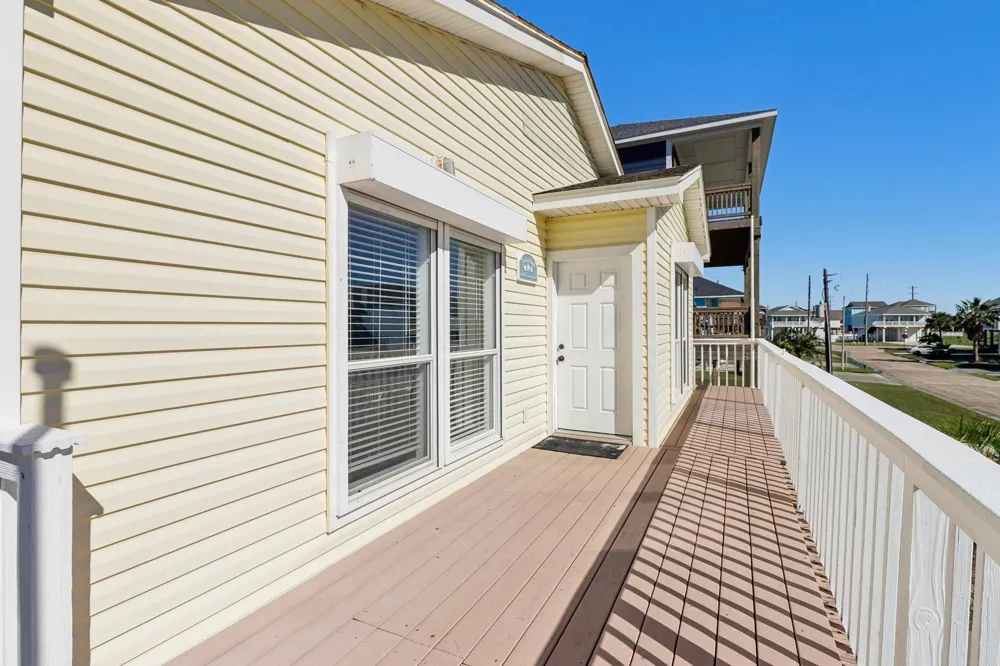 22322 Vista Del Mar Galveston, TX 77554