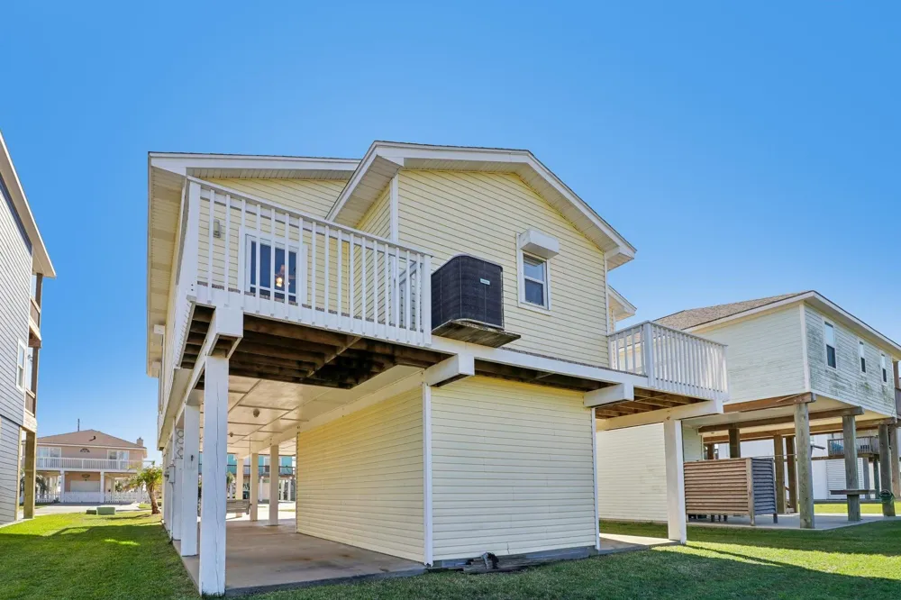 22322 Vista Del Mar Galveston, TX 77554