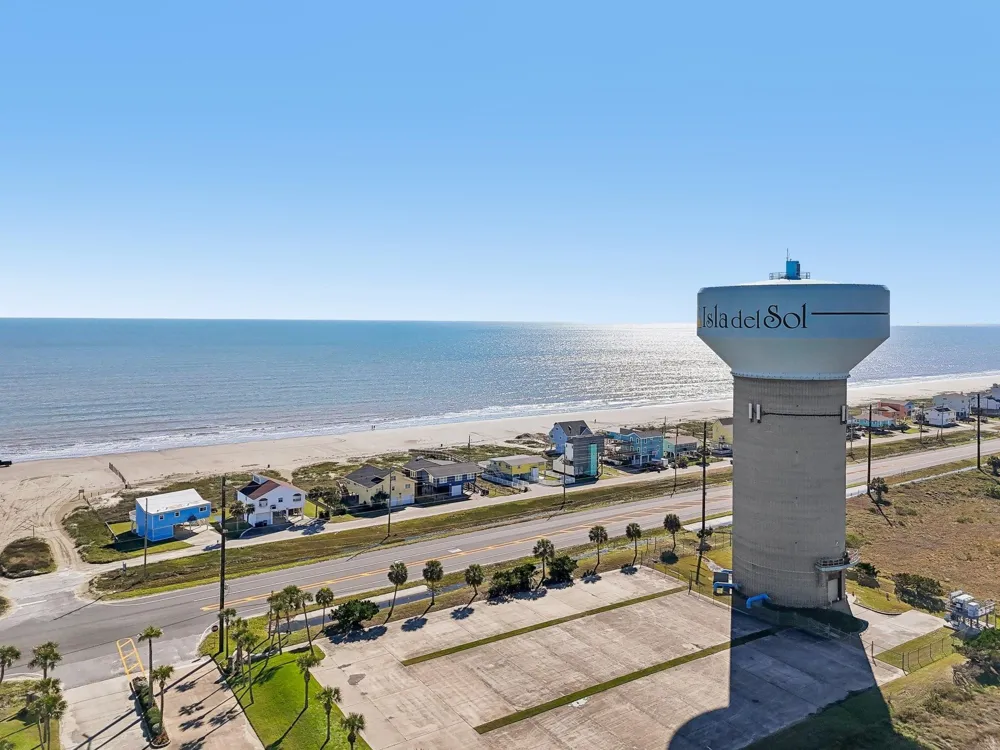 22322 Vista Del Mar Galveston, TX 77554