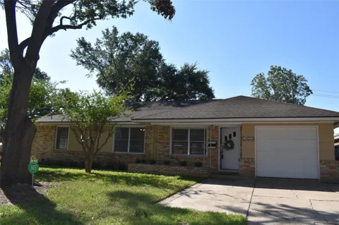 5911 Hornwood Drive