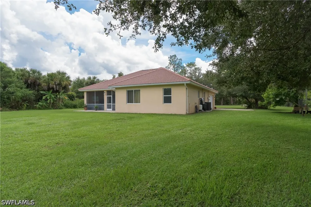 24th Avenue SE Naples, FL 34117