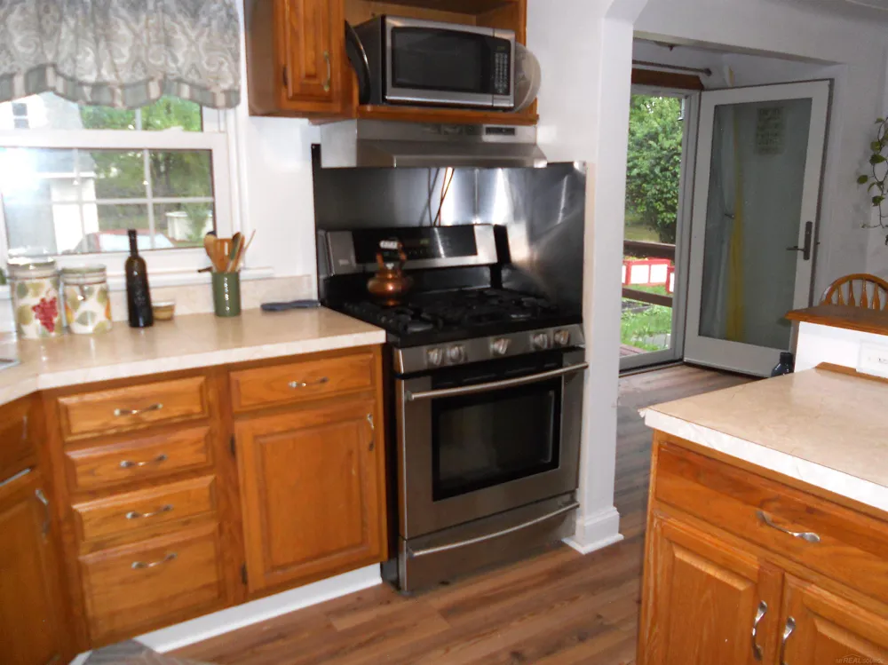 8239 Garbor Drive Warren City, MI 48093