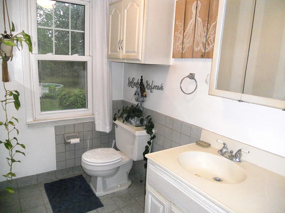 8239 Garbor Drive Warren City, MI 48093
