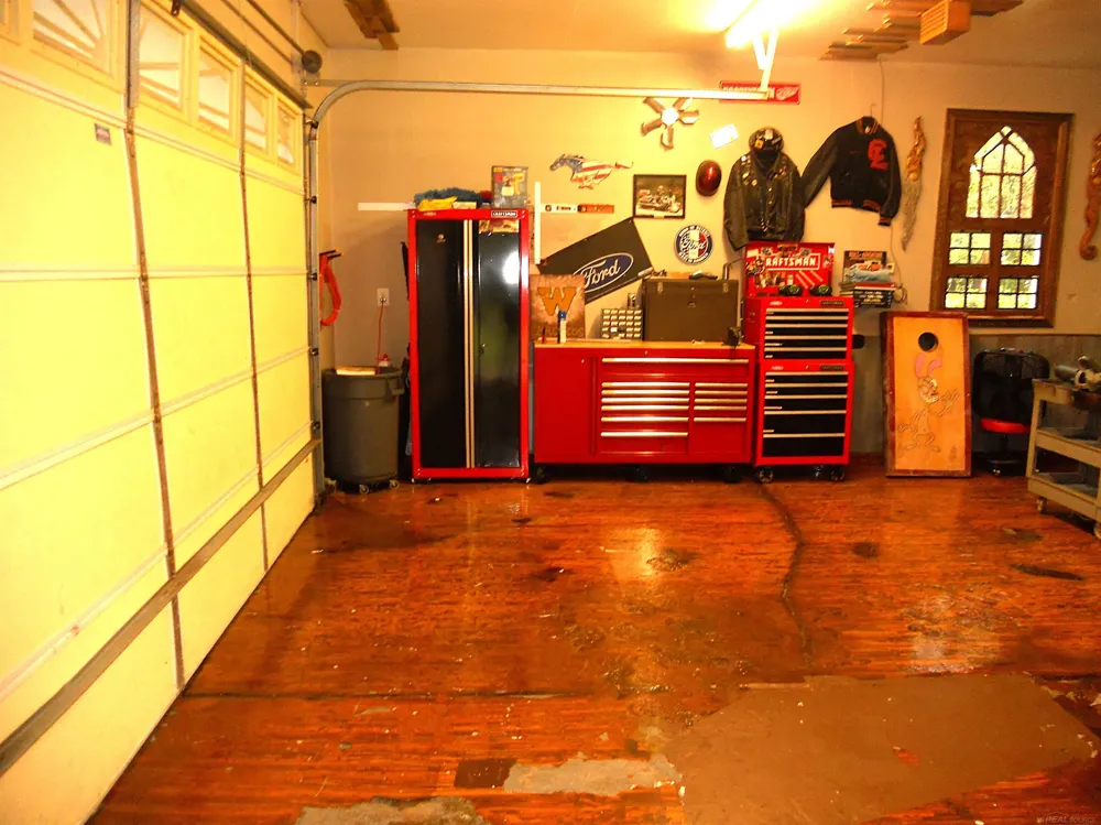 8239 Garbor Drive Warren City, MI 48093