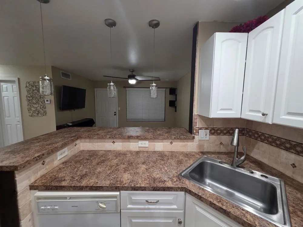 10046 WINDING LAKE ROAD #202 Sunrise, FL 33351