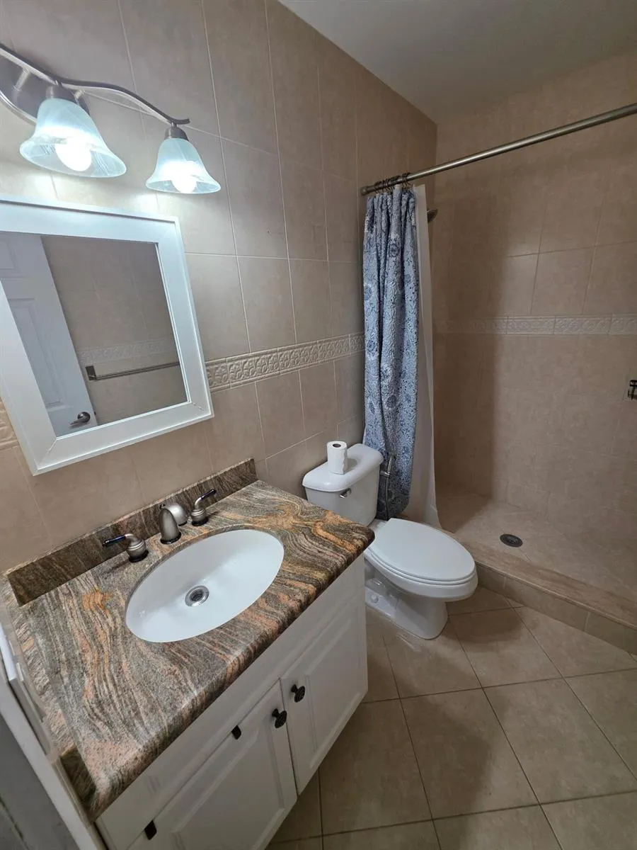 10046 WINDING LAKE ROAD #202 Sunrise, FL 33351