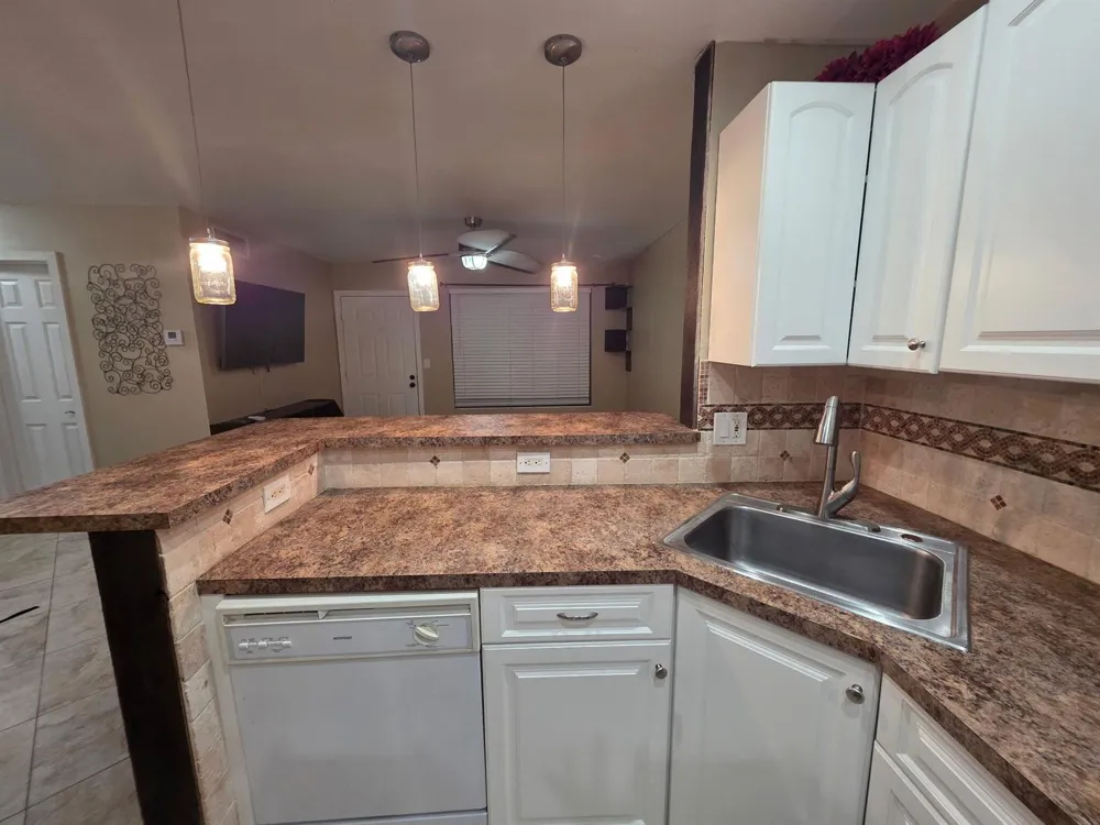 10046 WINDING LAKE ROAD #202 Sunrise, FL 33351