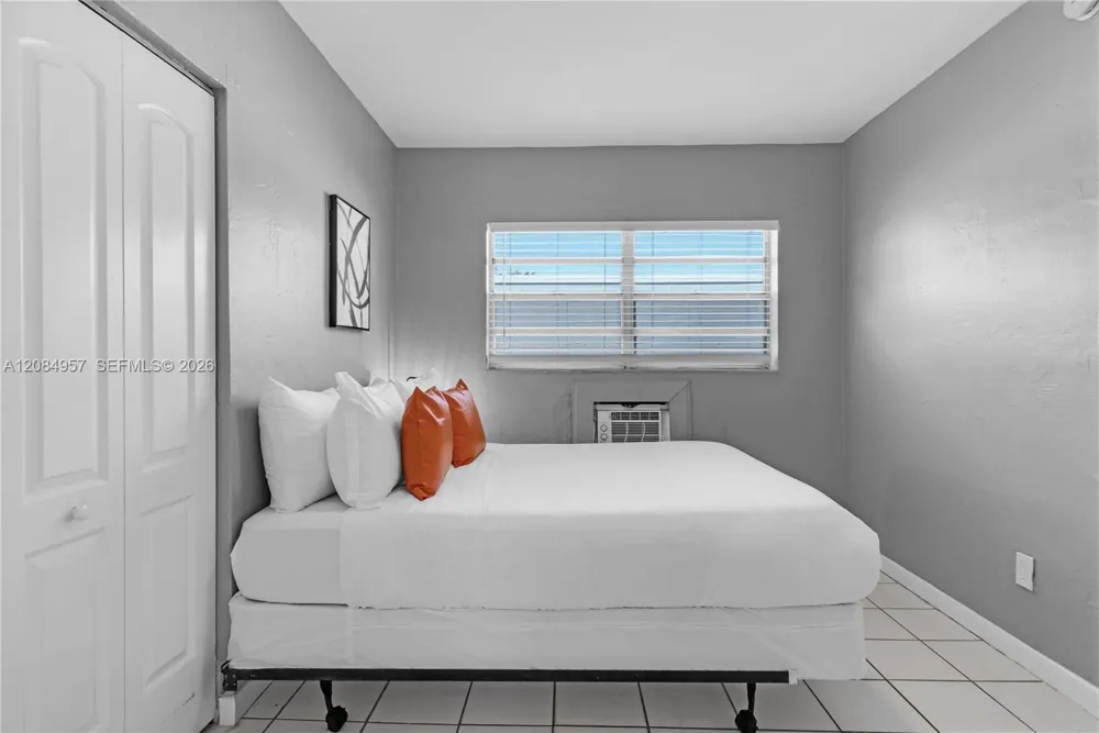 105 SW 5th Ct #3 Dania Beach, FL 33004