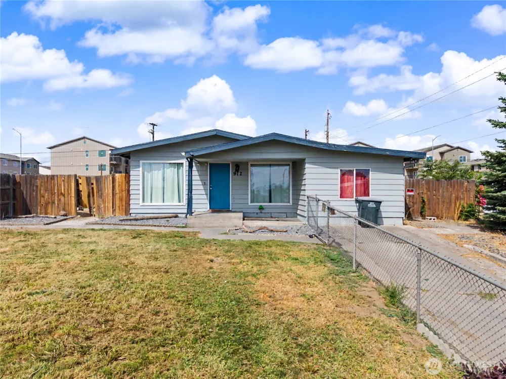 912 W Loop Drive NE Moses Lake, WA 98837