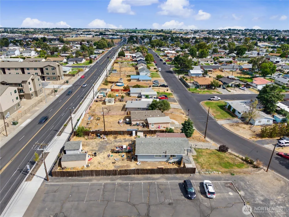 912 W Loop Drive NE Moses Lake, WA 98837