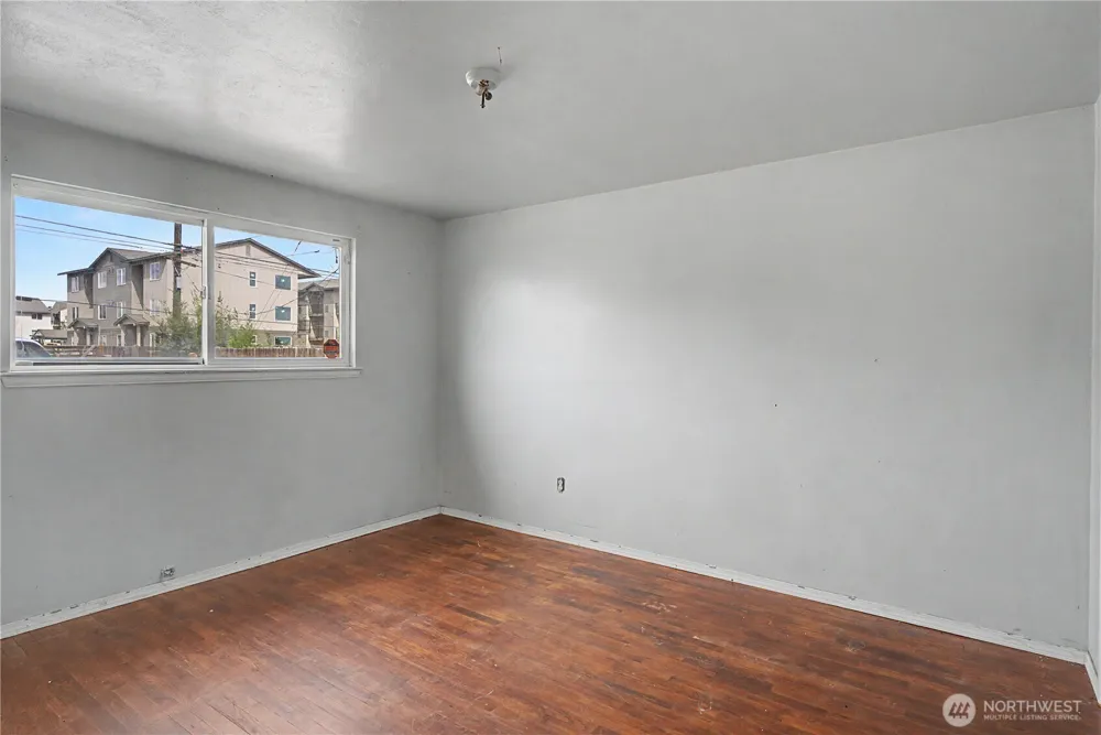 912 W Loop Drive NE Moses Lake, WA 98837