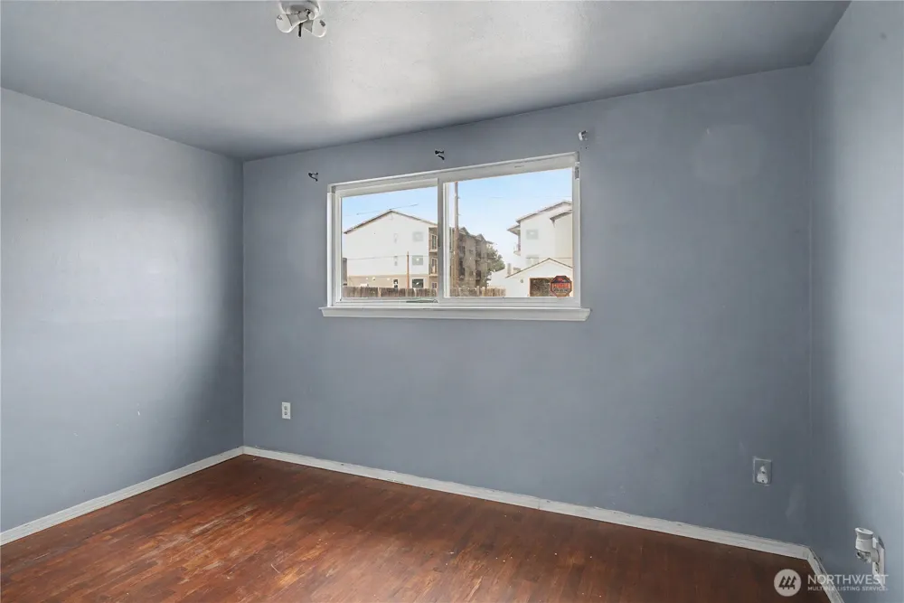 912 W Loop Drive NE Moses Lake, WA 98837
