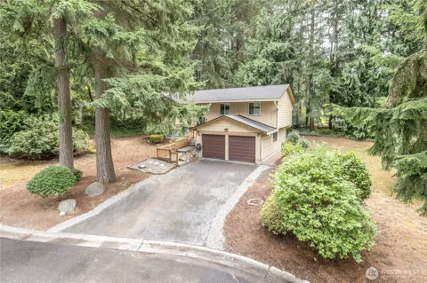 187 NW Bridle Ridge Place