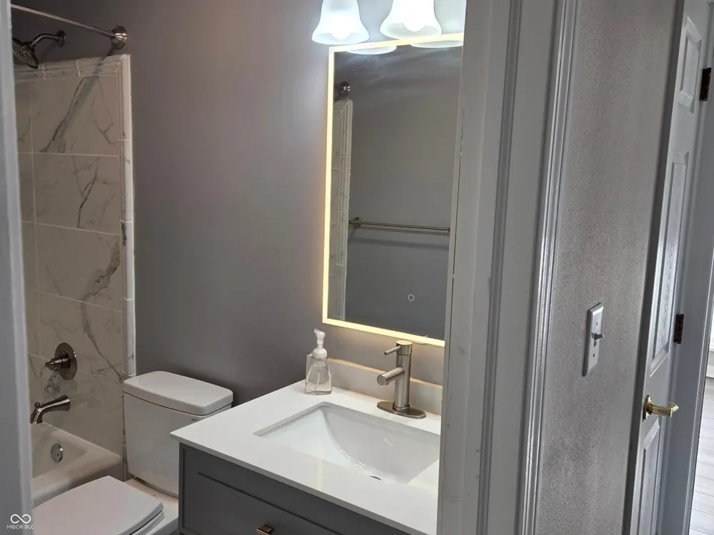 2360 Peter Court Indianapolis, IN 46229