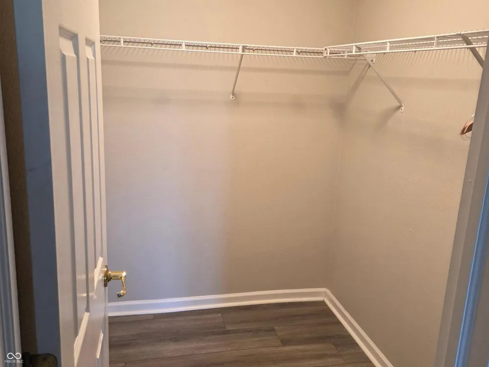 2360 Peter Court Indianapolis, IN 46229