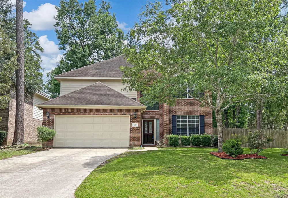 43 W Spindle Tree Circle The Woodlands, TX 77382