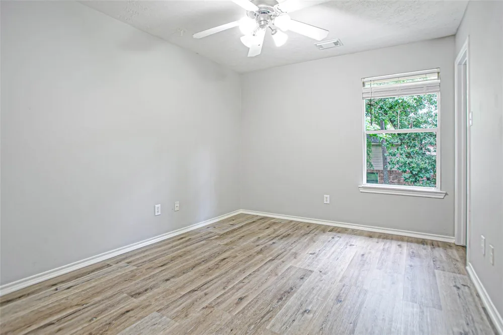 43 W Spindle Tree Circle The Woodlands, TX 77382