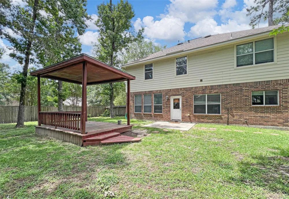 43 W Spindle Tree Circle The Woodlands, TX 77382