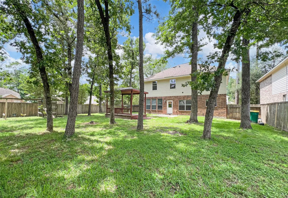 43 W Spindle Tree Circle The Woodlands, TX 77382