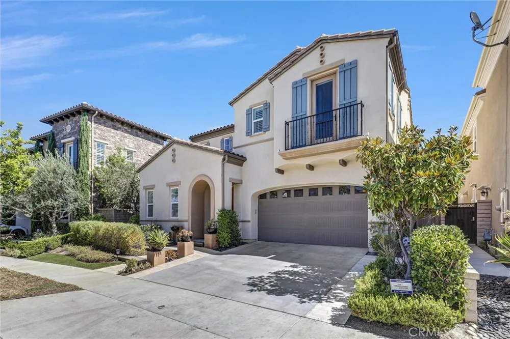19 Dahlia Lake Forest, CA 92630