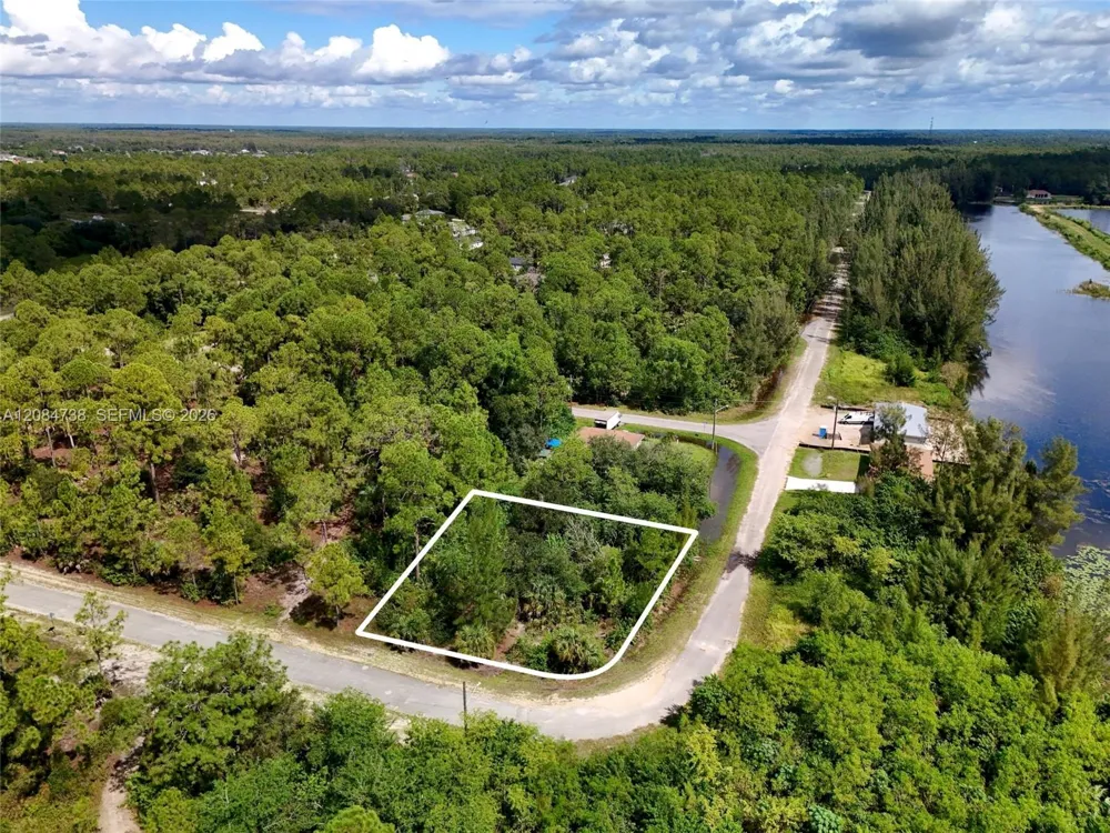 304 Lawler Lehigh Acres, FL 33972