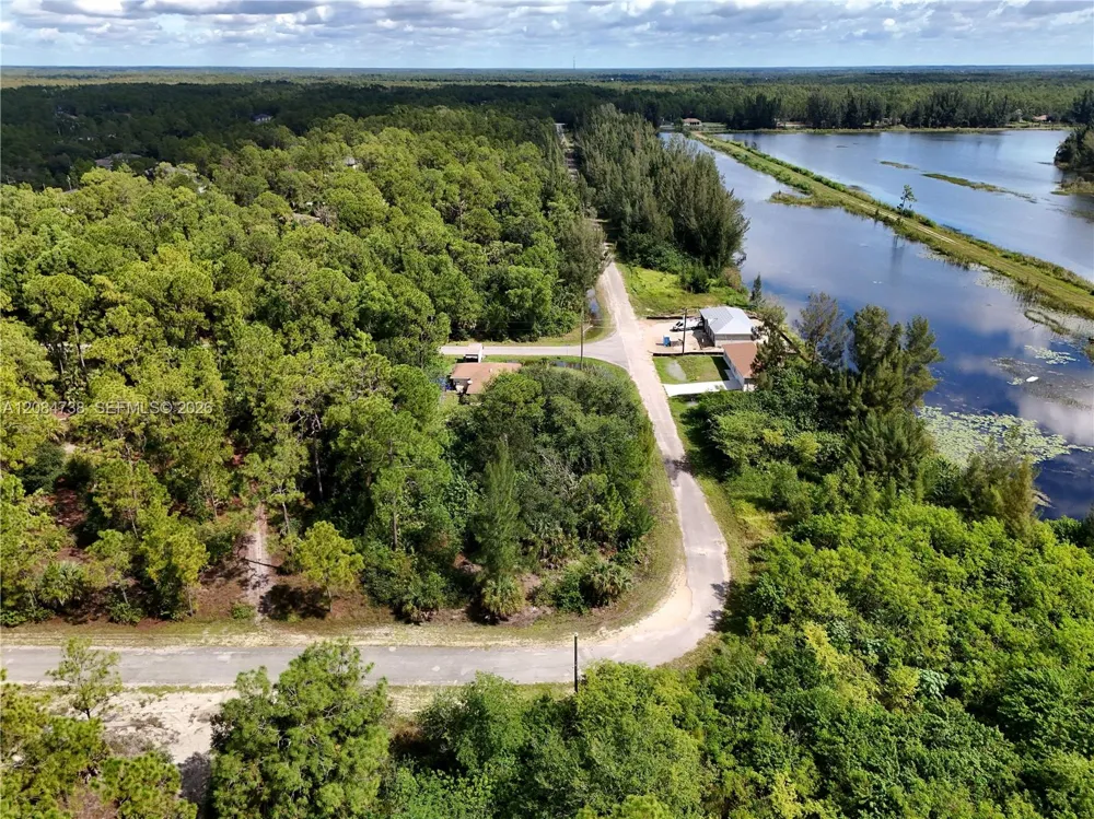 304 Lawler Lehigh Acres, FL 33972