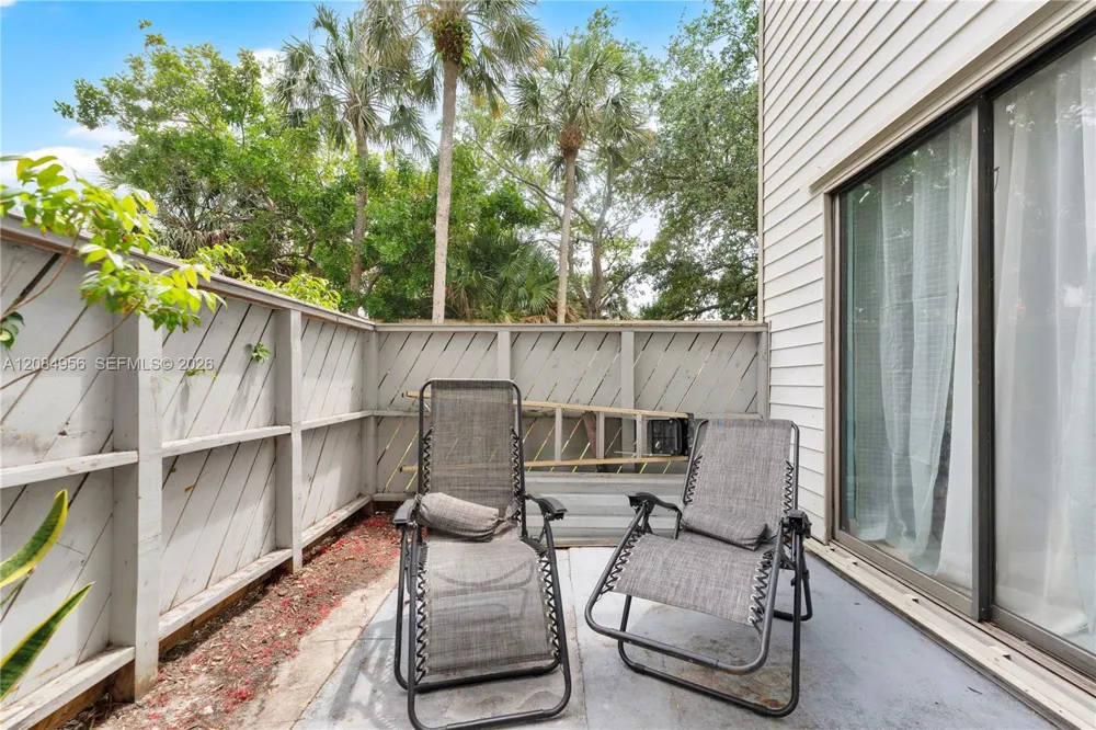 3541 NW 99th Ter #6A Sunrise, FL 33351