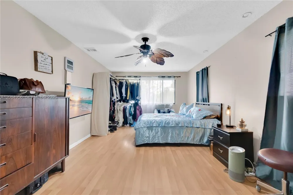 3541 NW 99th Ter #6A Sunrise, FL 33351