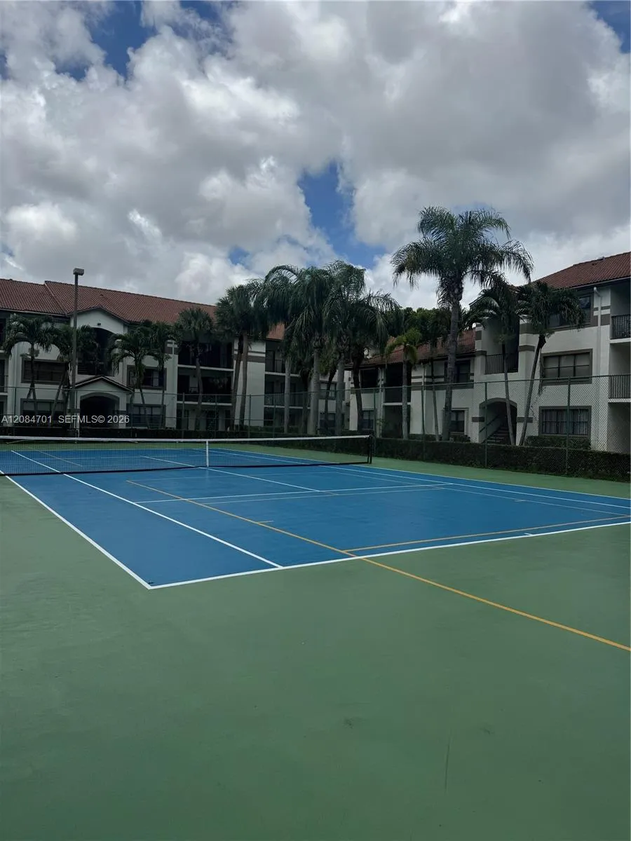 630 S Park Rd #29-3 Hollywood, FL 33021