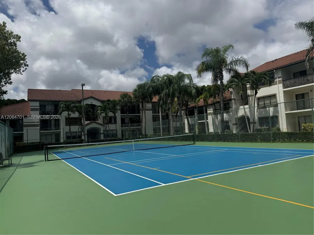 630 S Park Rd #29-3 Hollywood, FL 33021
