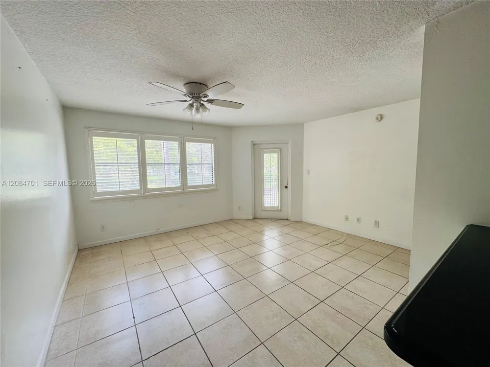 630 S Park Rd #29-3 Hollywood, FL 33021