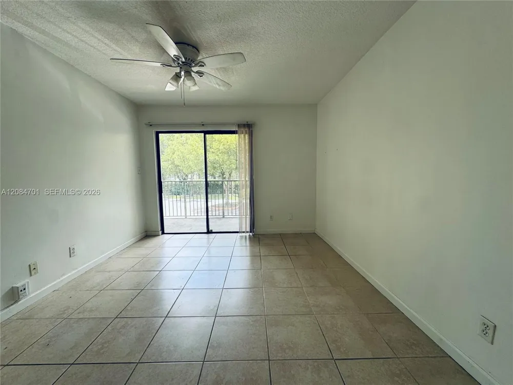 630 S Park Rd #29-3 Hollywood, FL 33021