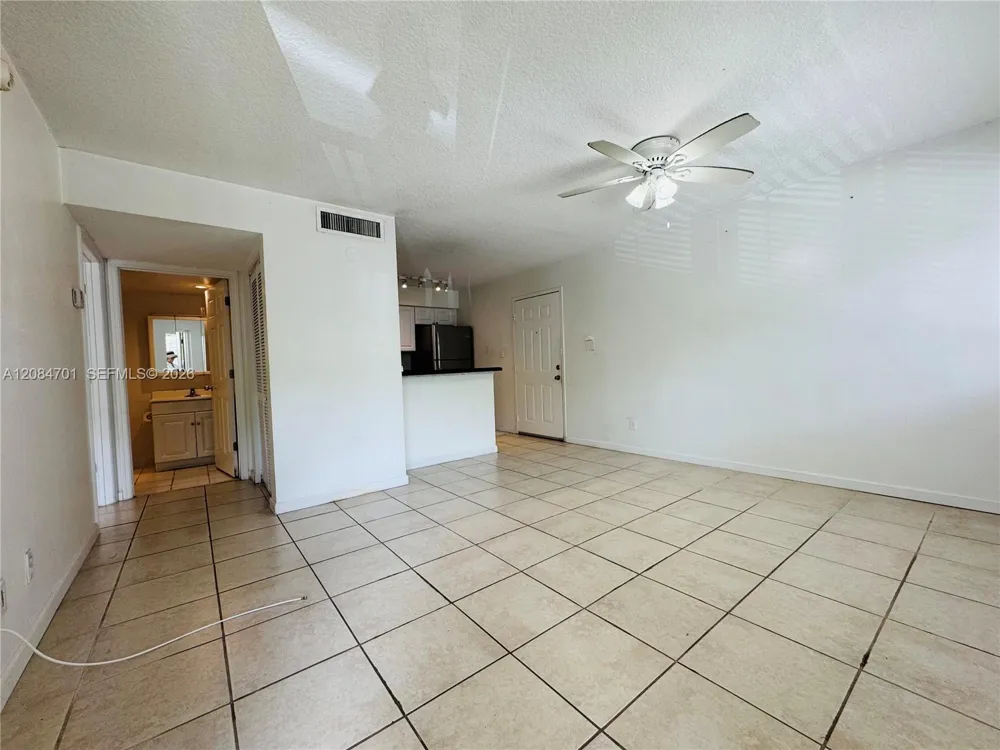 630 S Park Rd #29-3 Hollywood, FL 33021