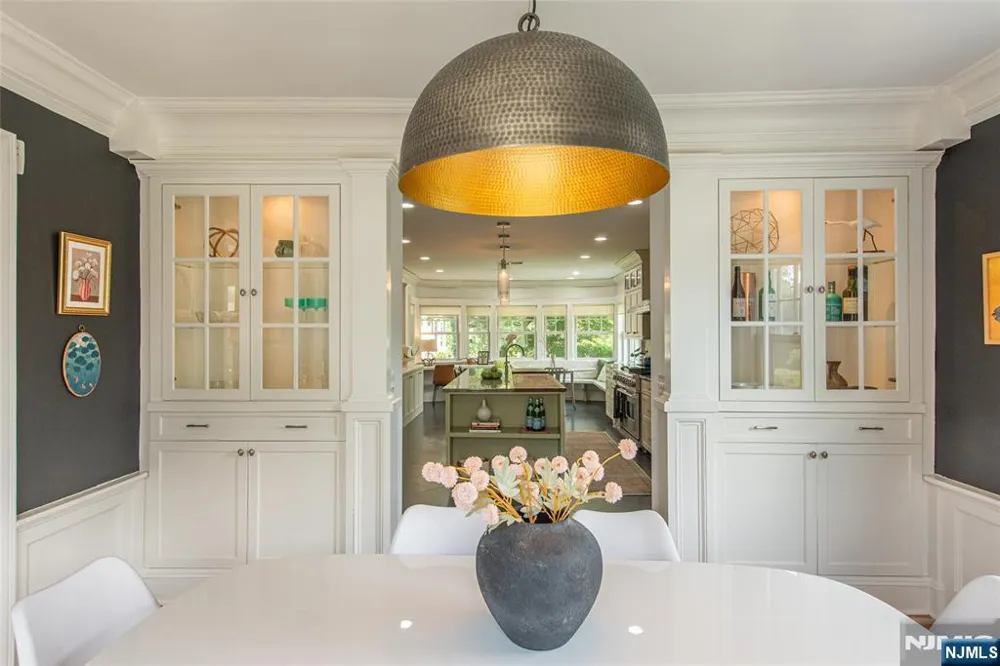 228 Watchung Avenue Montclair, NJ 07043