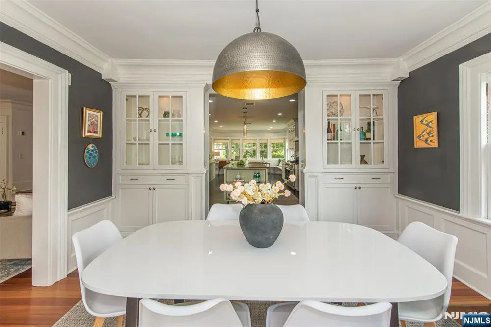 228 Watchung Avenue Montclair, NJ 07043