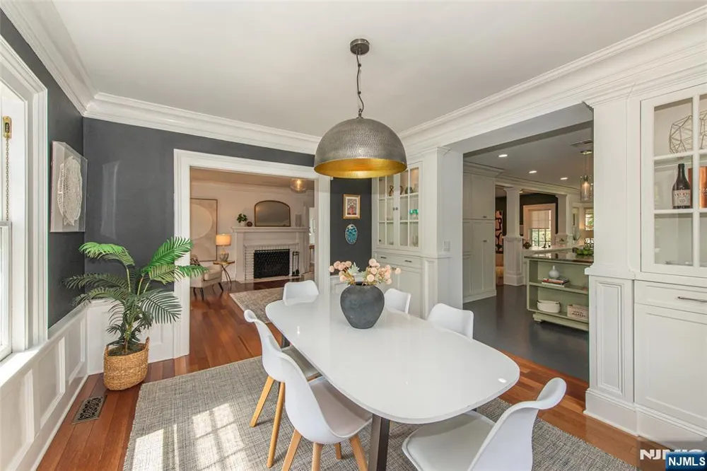 228 Watchung Avenue Montclair, NJ 07043