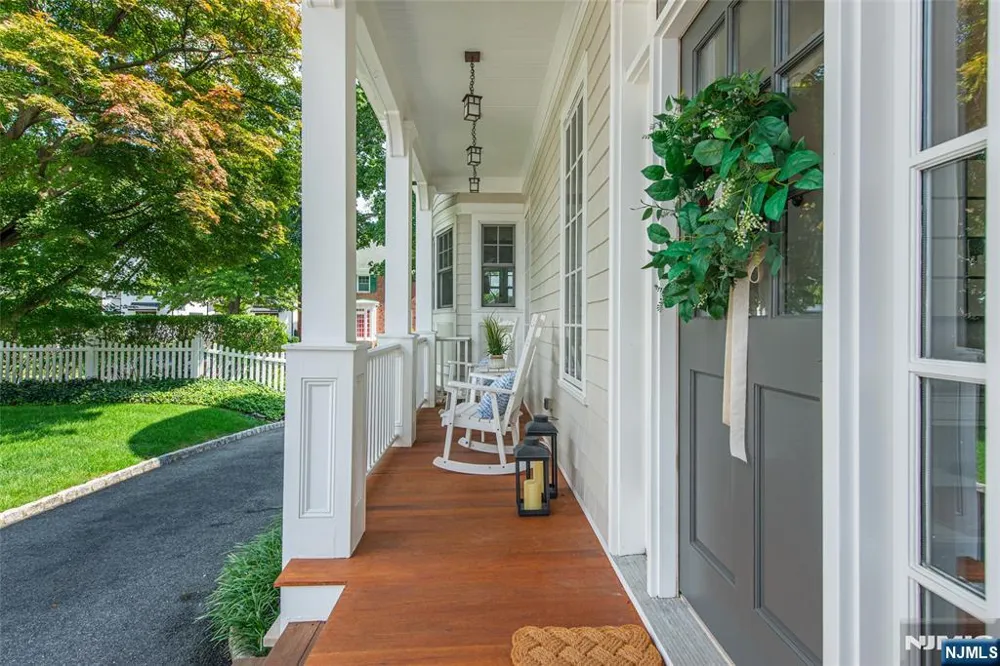 228 Watchung Avenue Montclair, NJ 07043